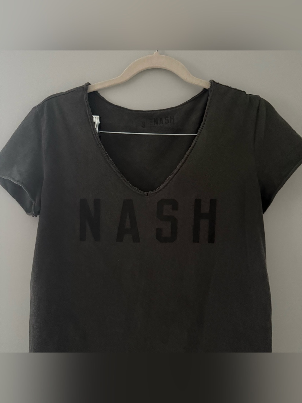 Nash 100% Cotton Short Sleeve V-Neck Tee in Ash Black